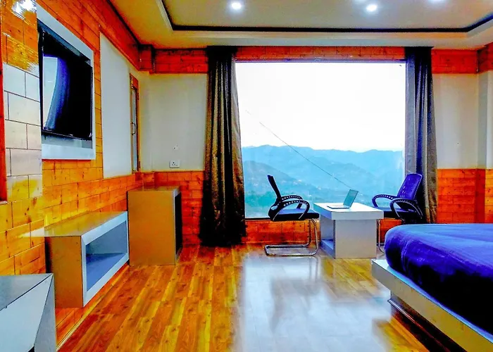 Humble Holiday Home Kufri S H I M L A With Lawn And Amazing View