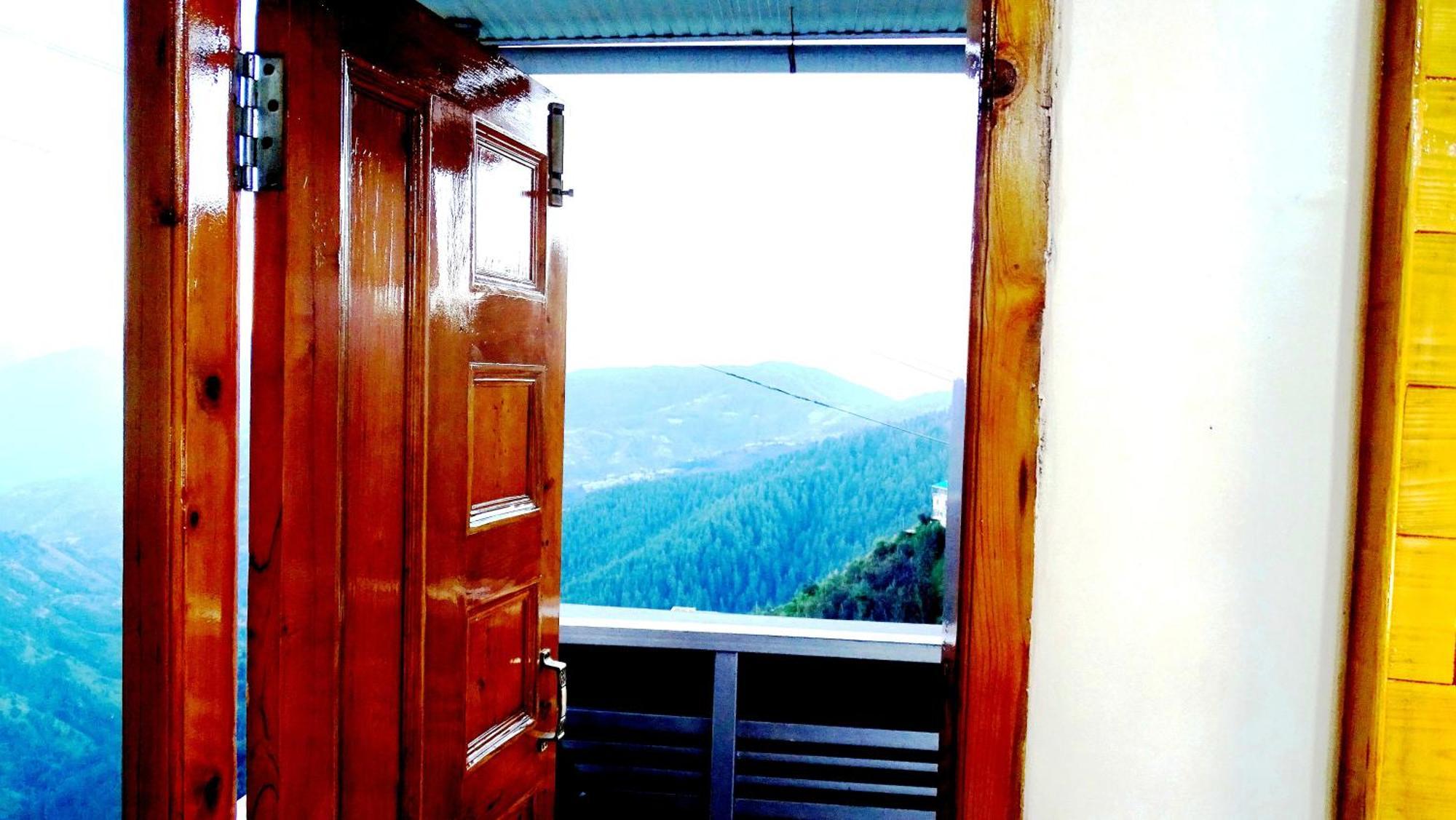 Homestay Humble S H I M L A With Lawn And Amazing View *